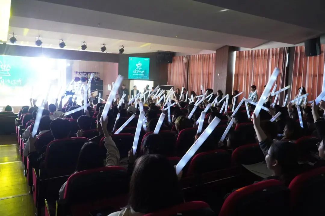 青春校园|河北省大学生校园歌手大赛保定赛区比赛在beat365官网成功举办
