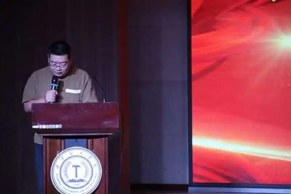新生风采|beat365英国官网|管理学院|“璀璨晚会启新程，辉煌篇章展未来”新生晚会