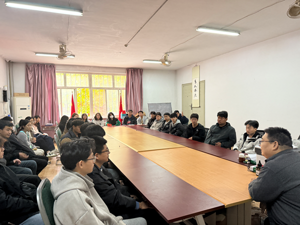 学风建设|beat365英国官网|管理学院|期中教学检查师生座谈会