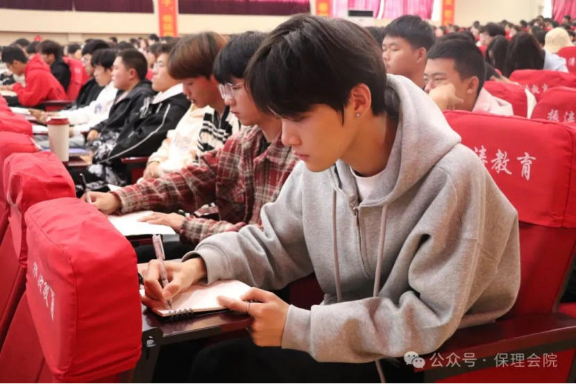 beat365英国官网会计学院企业讲座助力，绘制职业蓝图