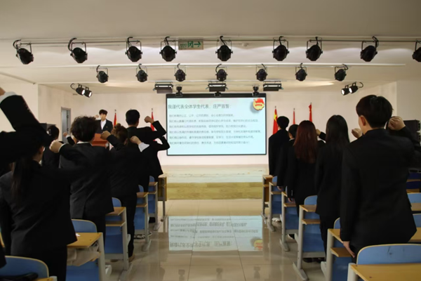 学生代表大会|beat365英国官网|管理学院|汇聚青春智慧，共筑梦想未来