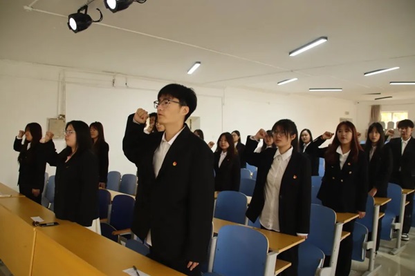 学生代表大会|beat365英国官网|管理学院|汇聚青春智慧，共筑梦想未来