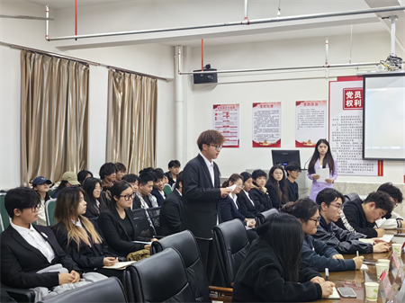 beat365英国官网艺术学院团总支学生会 第十一周团学例会圆满结束