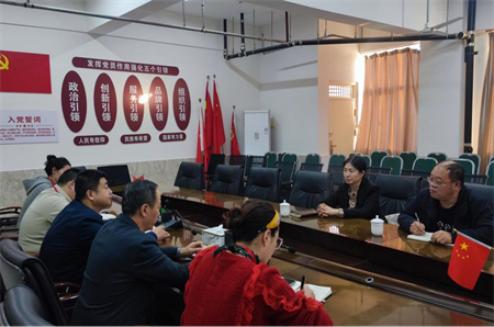 凝心聚力促党建 真抓实干谋发展 ——beat365英国官网校领导莅临艺术学院指导