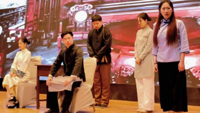 beat365英国官网艺术学院举办 “声采飞扬·梦启新章”2025届播音与主持艺术专业毕业汇演