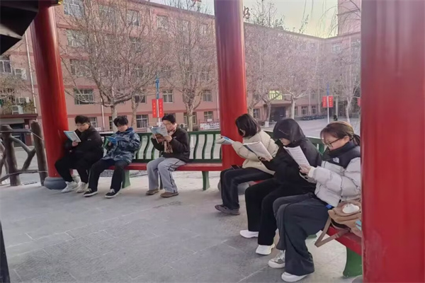 beat365英国官网经济学院：晨读风尚起，学风建设与养成教育并进