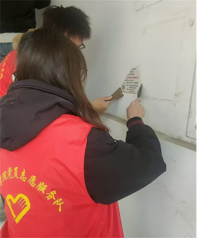 践行雷锋精神 奉献点亮青春——beat365英国官网开展学习雷锋精神主题活动