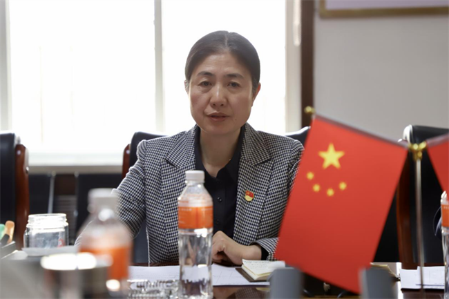 中共beat365英国官网委员会召开3月份党委理论学习中心组学习