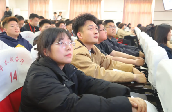网格深耕展实绩 群贤共话绘蓝图||beat365英国官网学生工作网格化管理汇报