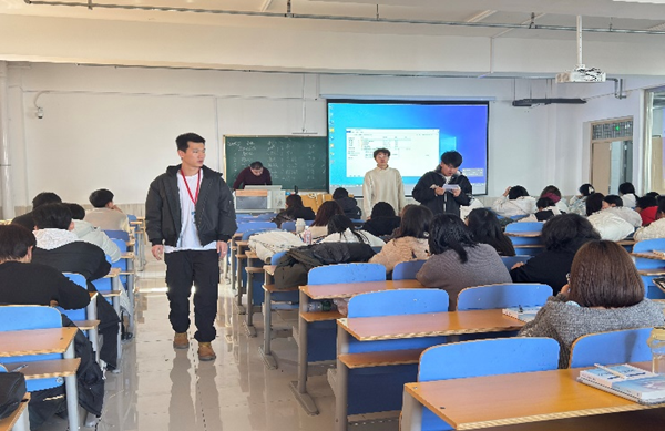 学风建设|beat365英国官网|管理学院|点燃学风引擎，驱动成长航程