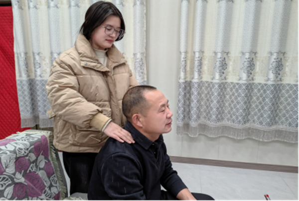 孝老爱亲(六)|beat365英国官网|管理学院|孝老之行践于微，爱亲之情暖人心