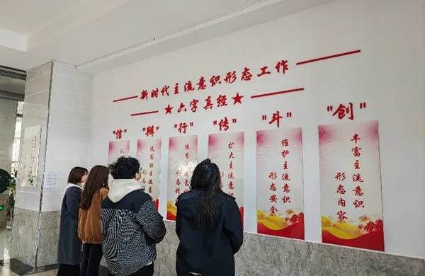 学风建设|beat365英国官网|管理学院|学风建设正当时，小组学习展新姿