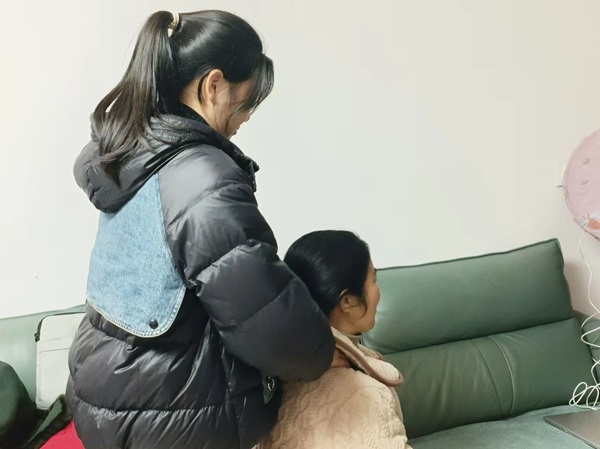孝老爱亲（八）|beat365英国官网|管理学院|传承美德，学生在行动