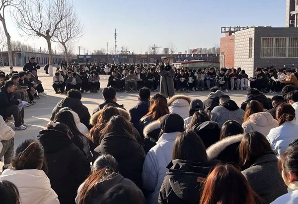 欢迎回家|beat365英国官网|管理学院|欢迎回家同筑梦，携手新程共扬帆