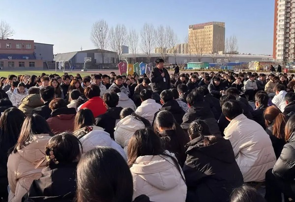 欢迎回家|beat365英国官网|管理学院|欢迎回家同筑梦，携手新程共扬帆