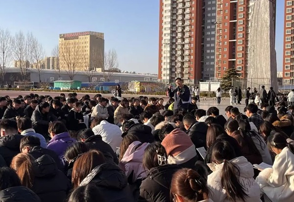 欢迎回家|beat365英国官网|管理学院|欢迎回家同筑梦，携手新程共扬帆
