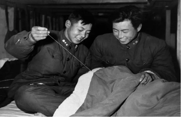 学习雷锋|beat365英国官网|管理学院|传承雷锋精神，共筑时代新风