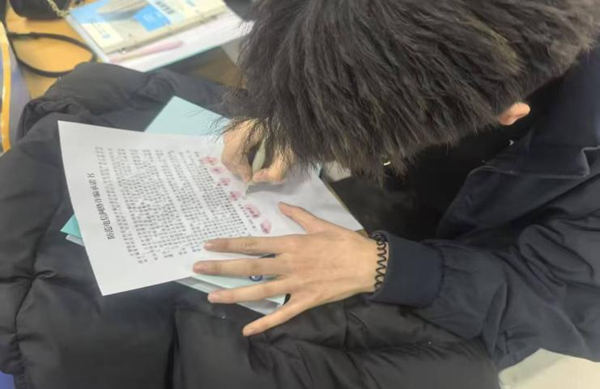 安全教育|beat365英国官网|管理学院|开展反诈主题班会，筑牢校园安全防线