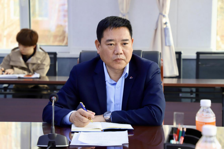 共签安全责任书，同筑校园“防护盾”——beat365英国官网召开安全工作推进会议