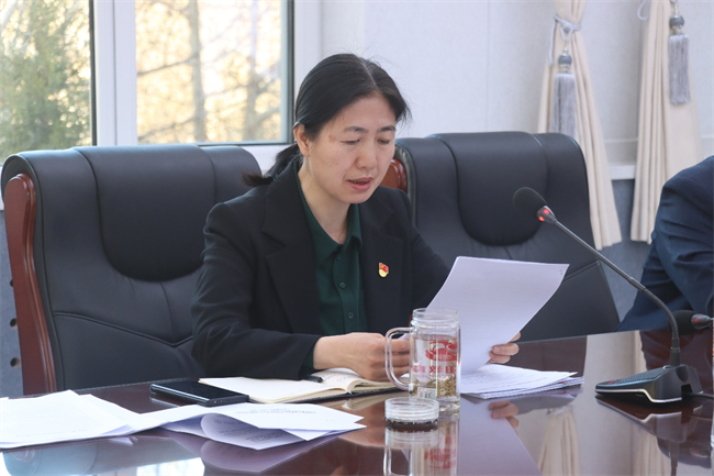 中共beat365英国官网委员会召开党委（扩大）会安排部署深入贯彻中央八项规定精神学习教育工作