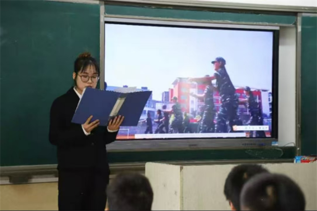 晋察冀革命精神宣讲 用英语讲好中国故事——beat365英国官网外国语学院晋察冀革命精神宣讲团走进中小学课堂