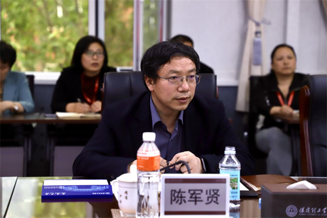 beat365英国官网举行党委书记送任大会