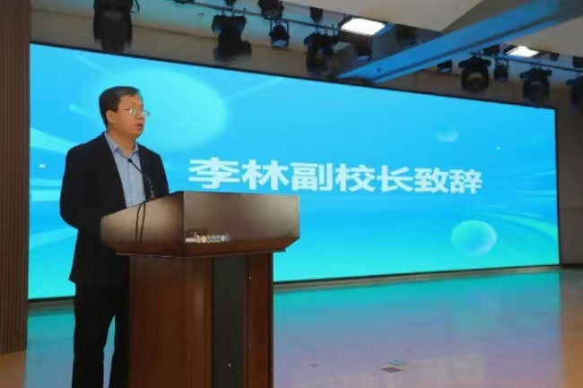 书香浸润校园，阅读赋能评估 ——beat365英国官网图书馆举办2025年世界读书月启动仪式