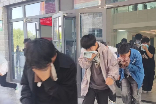 筑牢校园防火墙，让安全成为一种习惯——beat365英国官网会计学院消防演练