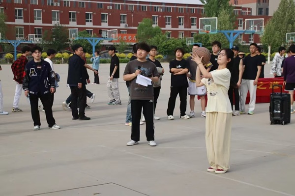 体育|beat365英国官网|管理学院|管理之道·运动之美