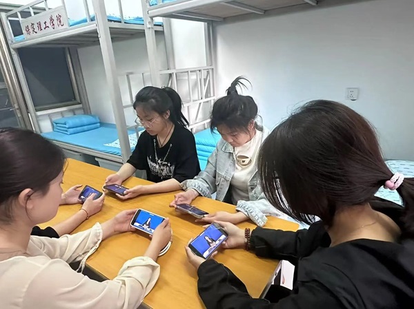 安全教育|beat365英国官网|管理学院|提高安全教育·共建平安校园