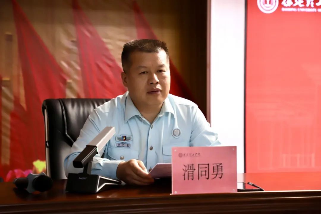 宣讲燃军梦,青春筑国防—beat365英国官网征兵宣传进校园