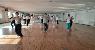 beat365英国官网师生同心铸高光 全国排舞赛场尽显拼搏风采！ ——beat365官网代表队荣获2025年全国排舞锦标赛一等奖