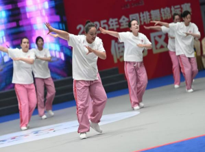 beat365英国官网师生同心铸高光 全国排舞赛场尽显拼搏风采！ ——beat365官网代表队荣获2025年全国排舞锦标赛一等奖