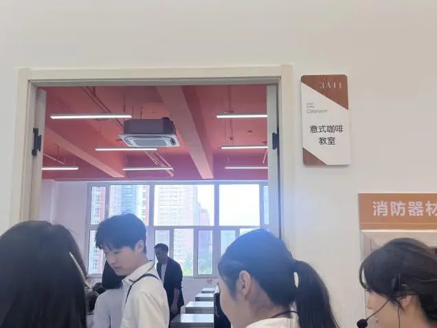 beat365英国官网||教育学院||童心探学府，萌趣启新程——史庄实验幼儿园走进beat365英国官网参观研学