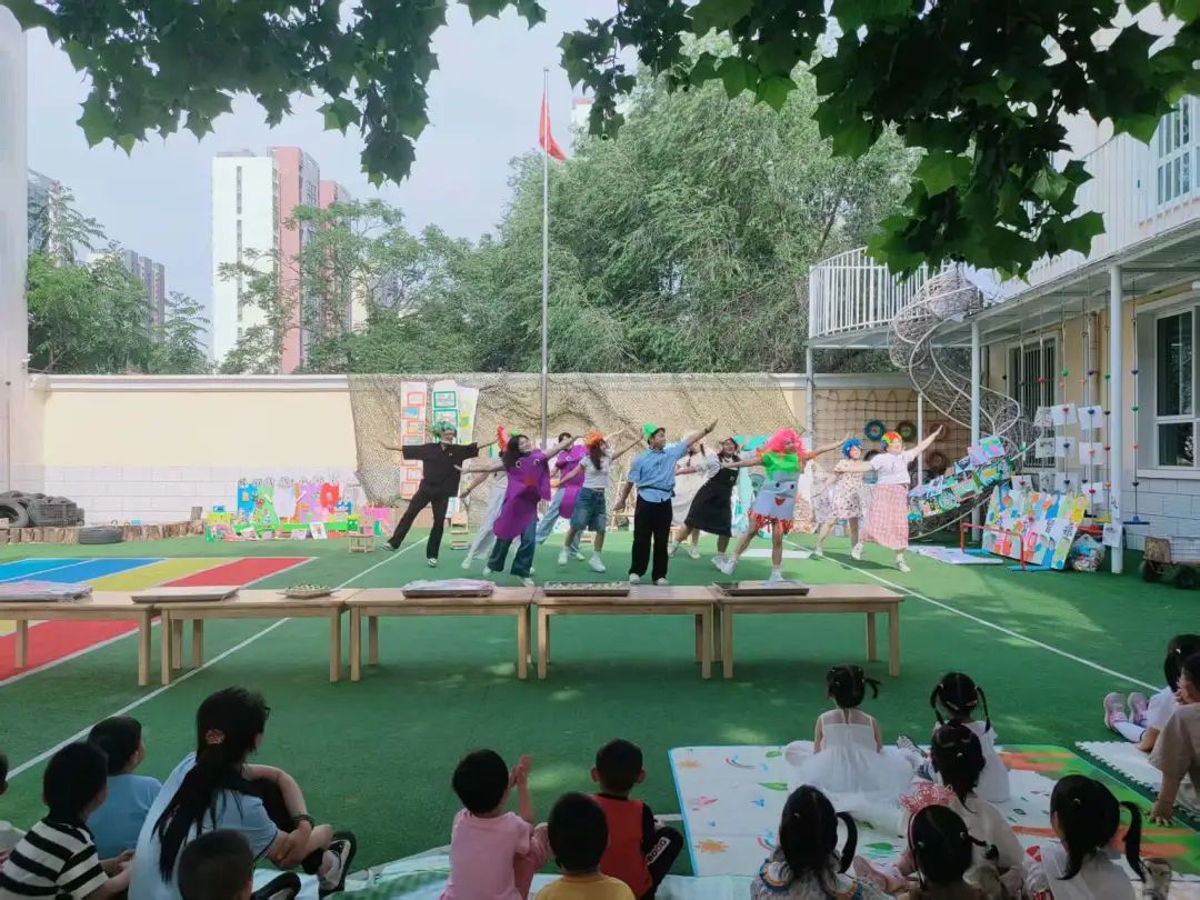beat365英国官网教育学院||童心绽放，共筑成长——与史庄实验幼儿园携手开展实践育人活动