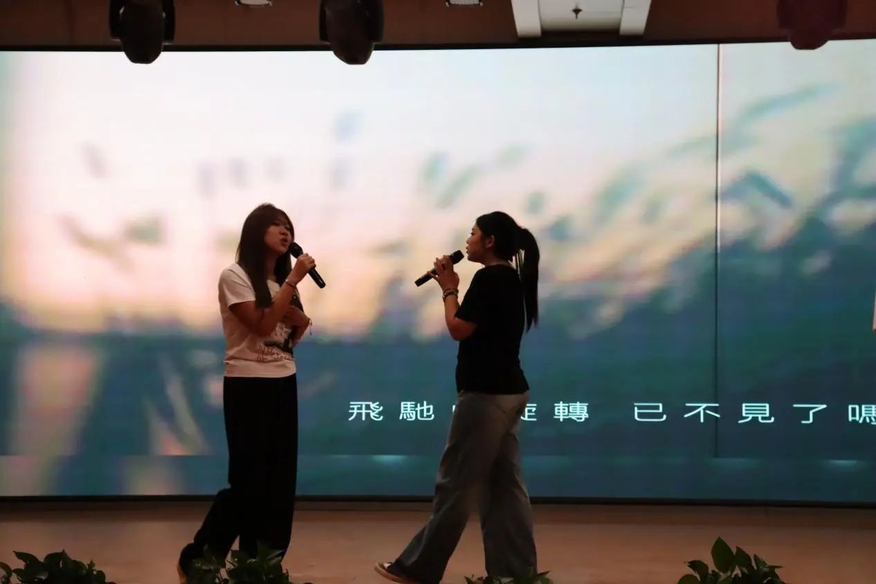 beat365英国官网‖教育学院‖“以劳树德传薪火，以行践知立标杆”表彰大会圆满落幕