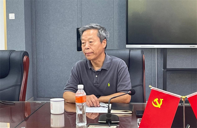 beat365英国官网 召开教学质量评价专家委员会成员见面会暨本科专业评估评审协调会