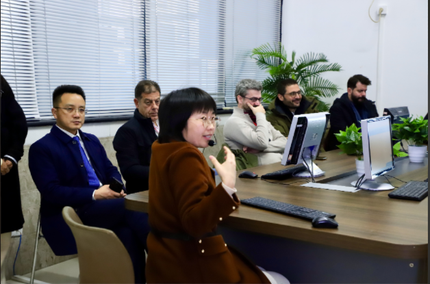 塞浦路斯 - 那波勒斯大学教育质量评估组来beat365官网考察