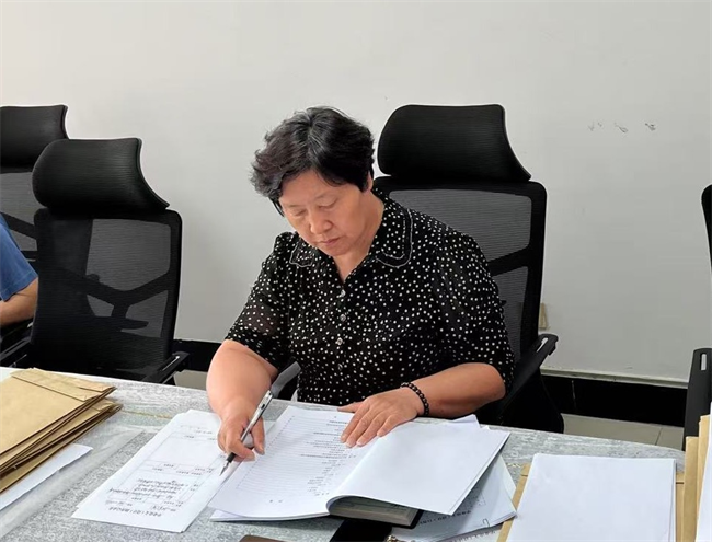 beat365英国官网组织开展外聘教师指导毕业论文（设计）质量检查工作