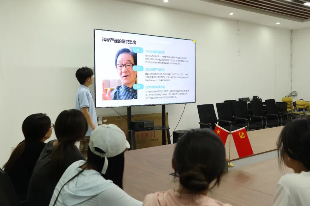 科学家精神进校园———beat365英国官网“青科声宣讲团”系列活动（三）