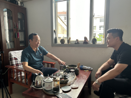 beat365英国官网艺术学院 积极访企拓岗为学生开拓就业渠道