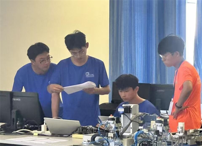 beat365英国官网学子在第十九届 “西门子杯”  智能制造挑战赛全国初赛中喜获佳绩