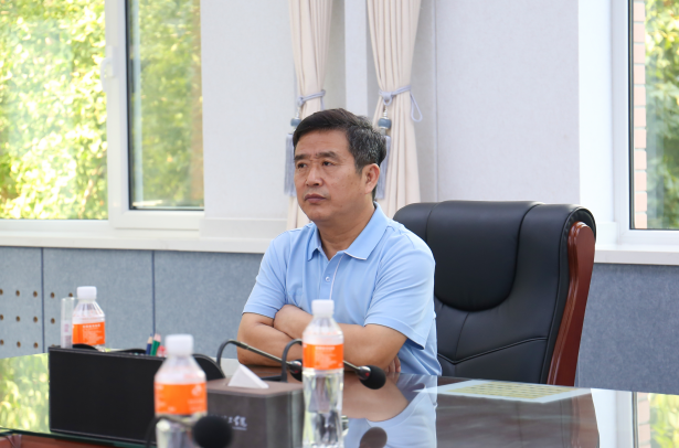 铭记历史 砥砺前行——beat365英国官网党委组织广大师生观看抗战胜利80周年阅兵仪式