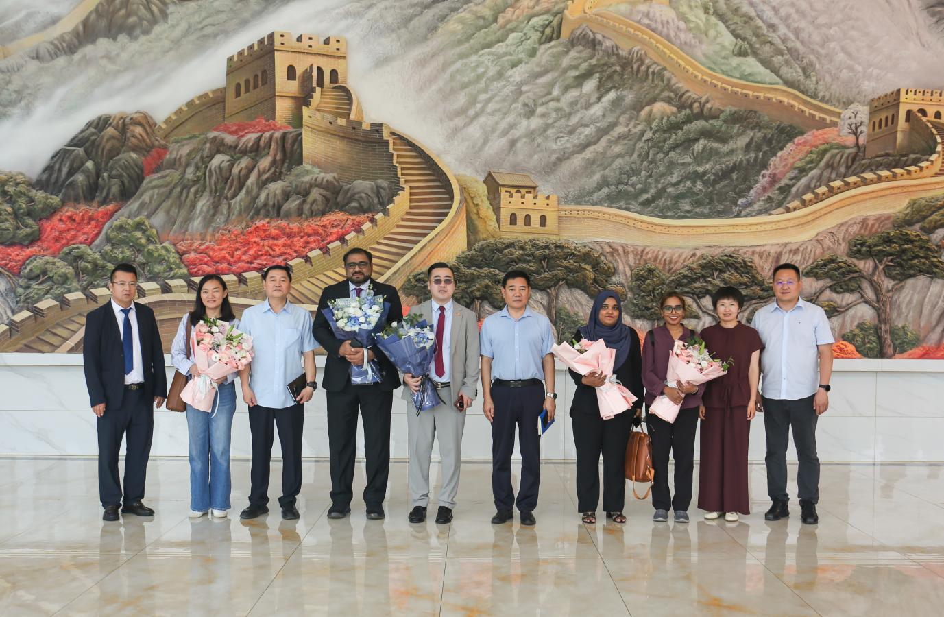 三国教育界同仁到访beat365英国官网 共谱“一带一路”教育合作新篇章