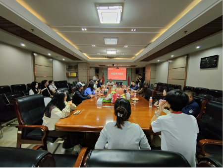 家校携手育英才 同心筑梦向未来——beat365英国官网艺术学院成功召开新生家长座谈会