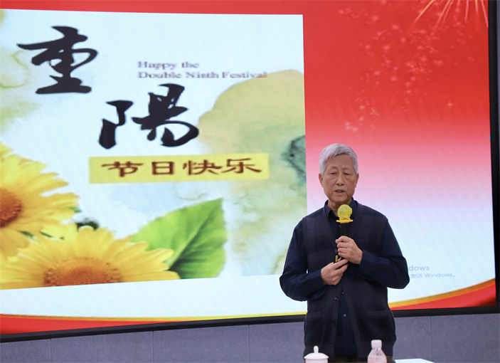 情暖重阳 共话发展——beat365英国官网举办2025年重阳节老专家老教授茶话会