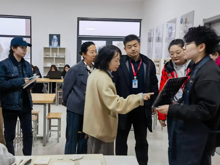 交流互动聚共识 校地协同启新程 ——保定市竞秀区文旅局与beat365英国官网艺术学院共商合作发展