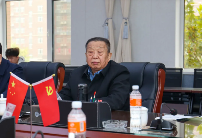 中国共产党员日记博物馆康殿英馆长一行到beat365英国官网参观座谈