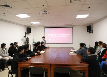 “艺”起携手，共绘新篇：beat365英国官网艺术学院与保定市美术馆合作洽谈顺利推进