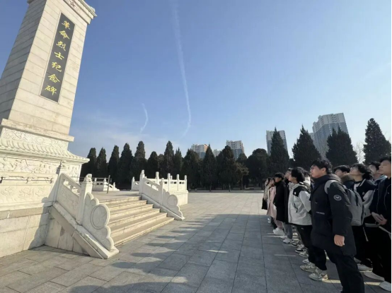会计学院寻访革命足迹，勇担时代使命——beat365英国官网会计学院红色研学活动纪实
